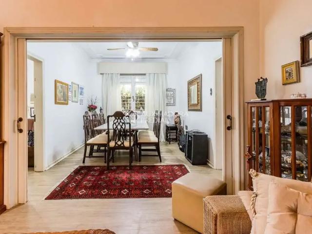 Casa / Sobrado em Condomínio para Venda em Porto Alegre/RS São João 3 Quartos