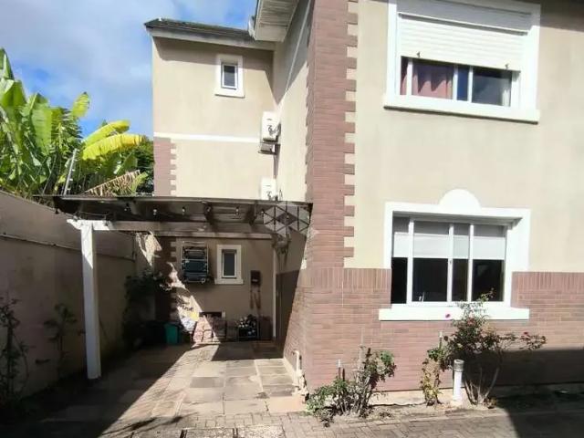 Casa / Sobrado em Condomínio para Venda em Porto Alegre/RS São Sebastião 3 Quartos