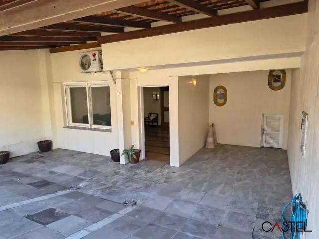 Casa / Sobrado em Condomínio para Venda em Porto Alegre/RS Santo Antônio 3 Quartos