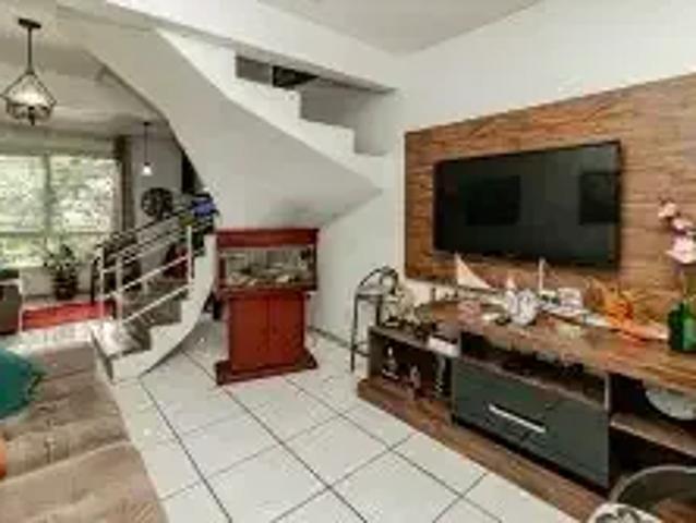 Casa / Sobrado em Condomínio para Venda em Porto Alegre/RS Santo Antônio 3 Quartos