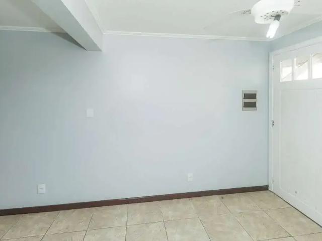 Casa / Sobrado em Condomínio para Venda em Porto Alegre/RS Sarandi 2 Quartos