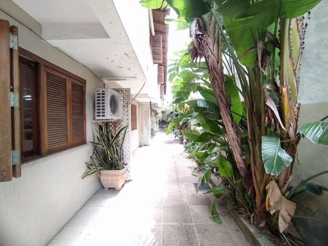 Casa / Sobrado em Condomínio para Venda em Porto Alegre/RS Sarandi 2 Quartos