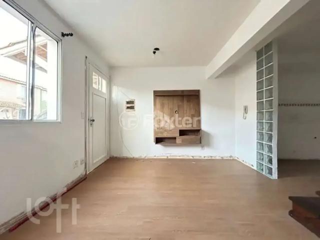 Casa / Sobrado em Condomínio para Venda em Porto Alegre/RS Sarandi 2 Quartos