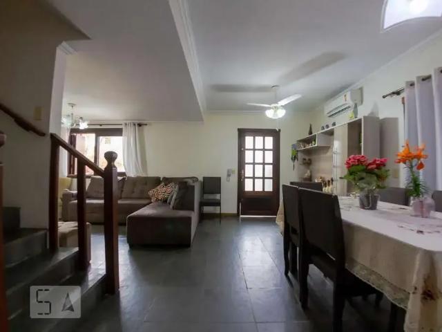 Casa / Sobrado em Condomínio para Venda em Porto Alegre/RS Sarandi 5 Quartos