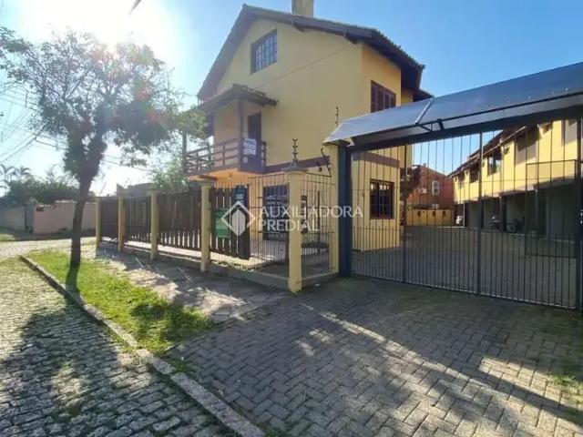 Casa / Sobrado em Condomínio para Venda em Porto Alegre/RS Serraria 3 Quartos