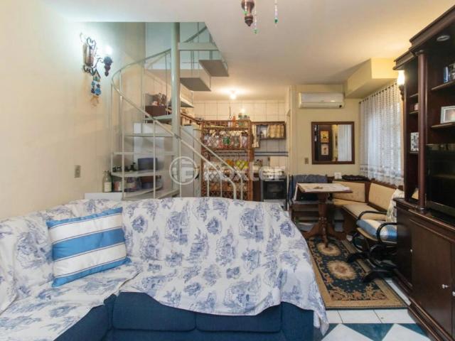 Casa / Sobrado em Condomínio para Venda em Porto Alegre/RS Teresópolis 3 Quartos