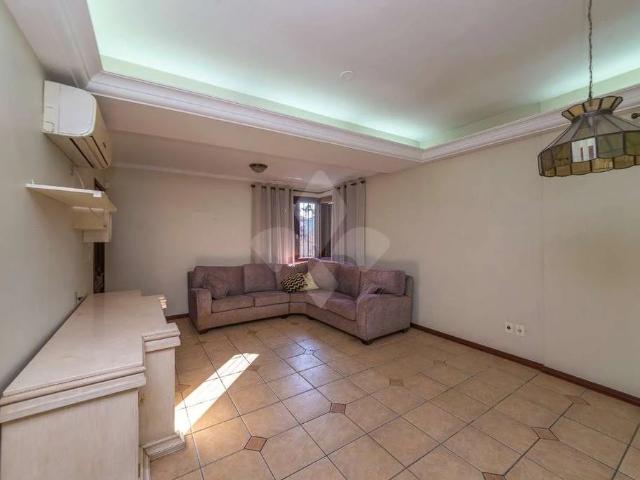 Casa / Sobrado em Condomínio para Venda em Porto Alegre/RS Três Figueiras 3 Quartos