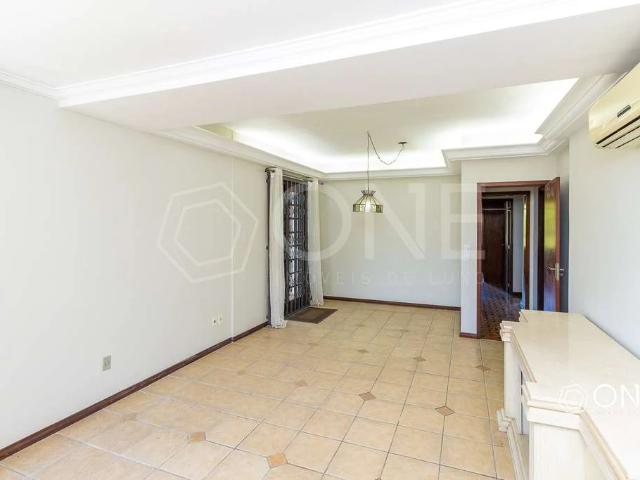 Casa / Sobrado em Condomínio para Venda em Porto Alegre/RS Três Figueiras 3 Quartos