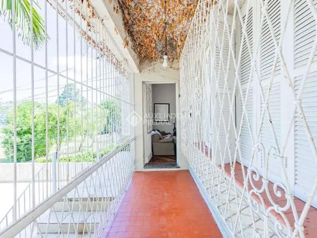 Casa / Sobrado em Condomínio para Venda em Porto Alegre/RS Três Figueiras 4 Quartos