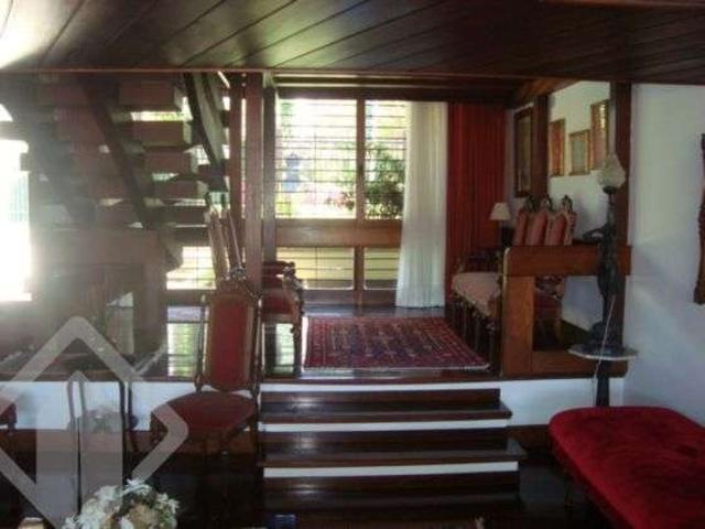 Casa / Sobrado em Condomínio para Venda em Porto Alegre/RS Três Figueiras 5 Quartos