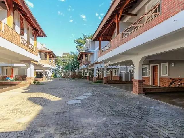 Casa / Sobrado em Condomínio para Venda em Porto Alegre/RS Tristeza 3 Quartos
