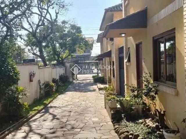 Casa / Sobrado em Condomínio para Venda em Porto Alegre/RS Tristeza 3 Quartos