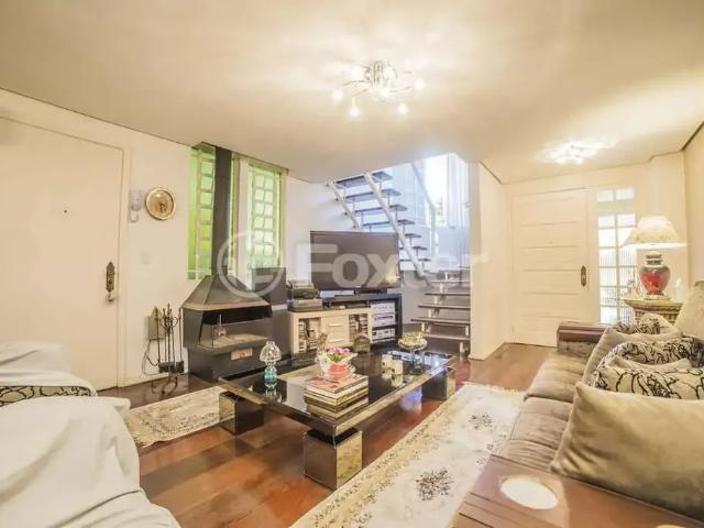 Casa / Sobrado em Condomínio para Venda em Porto Alegre/RS Tristeza 3 Quartos