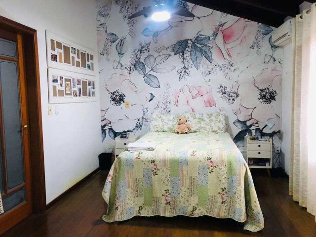 Casa / Sobrado em Condomínio para Venda em Porto Alegre/RS Vila Assunção 4 Quartos