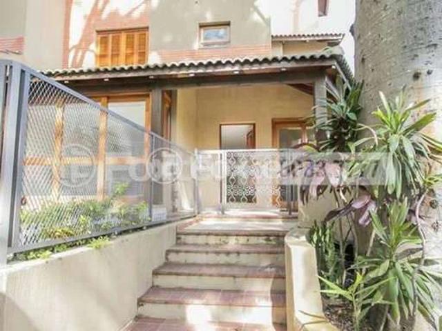 Casa / Sobrado em Condomínio para Venda em Porto Alegre/RS Vila Assunção 3 Quartos
