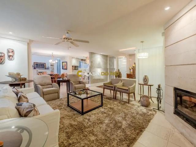 Casa / Sobrado em Condomínio para Venda em Porto Alegre/RS Vila Assunção 3 Quartos