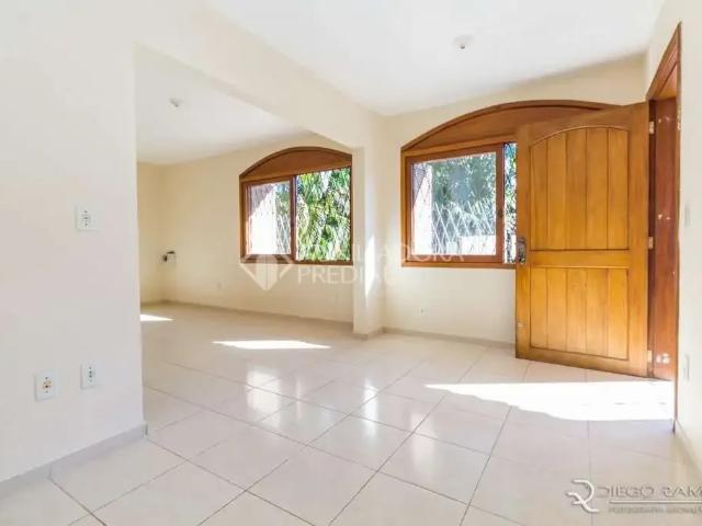 Casa / Sobrado em Condomínio para Venda em Porto Alegre/RS Vila Ipiranga 4 Quartos