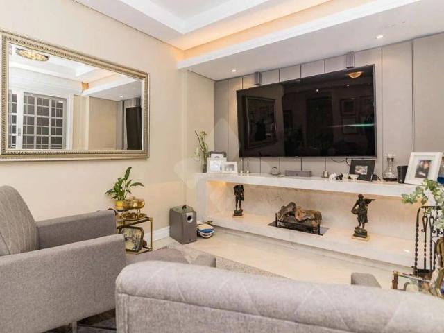 Casa / Sobrado em Condomínio para Venda em Porto Alegre/RS Vila Jardim 3 Quartos