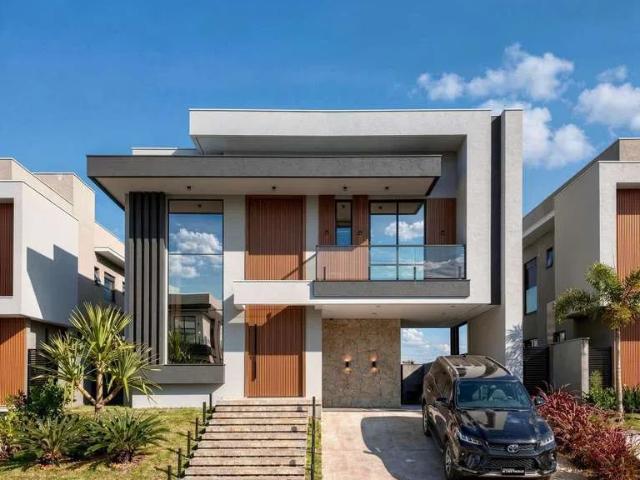 Casa / Sobrado em Condomínio para Venda em Porto Alegre/RS Vila Nova 4 Quartos