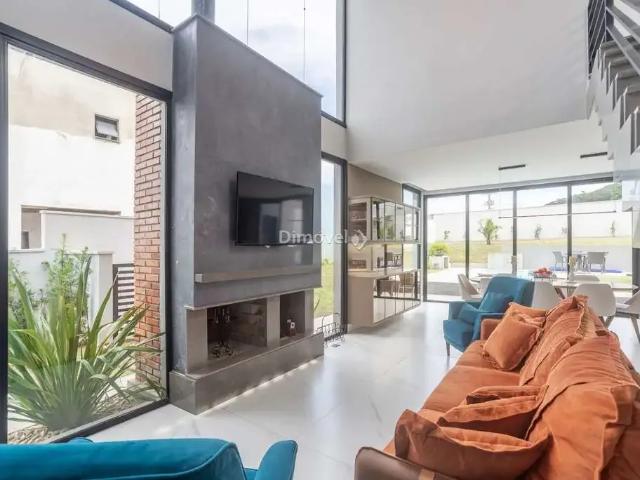 Casa / Sobrado em Condomínio para Venda em Porto Alegre/RS Vila Nova 4 Quartos