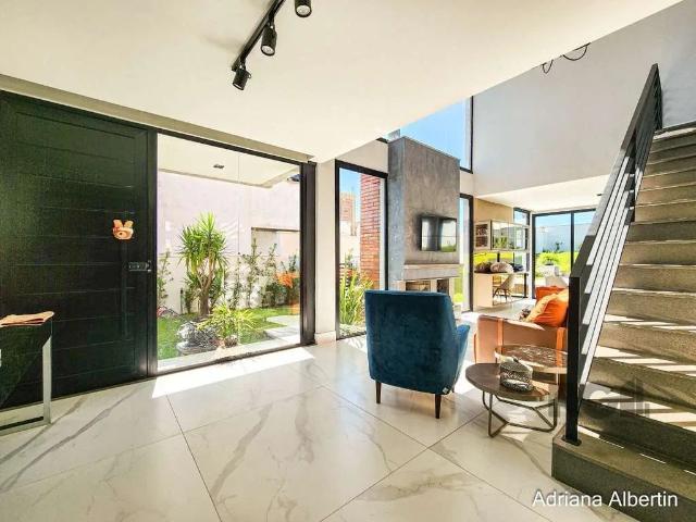 Casa / Sobrado em Condomínio para Venda em Porto Alegre/RS Vila Nova 4 Quartos