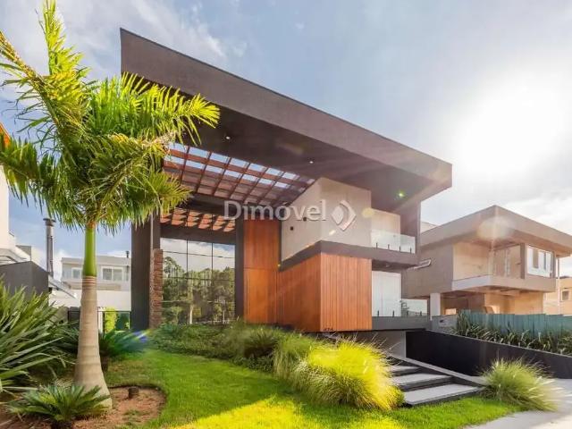 Casa / Sobrado em Condomínio para Venda em Porto Alegre/RS Vila Nova 4 Quartos