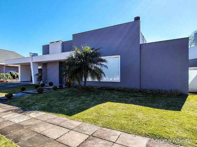 Casa / Sobrado em Condomínio para Venda em Porto Alegre/RS Vila Nova 3 Quartos