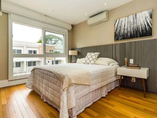 Casa / Sobrado em Condomínio para Venda em Porto Alegre/RS Vila Nova 3 Quartos