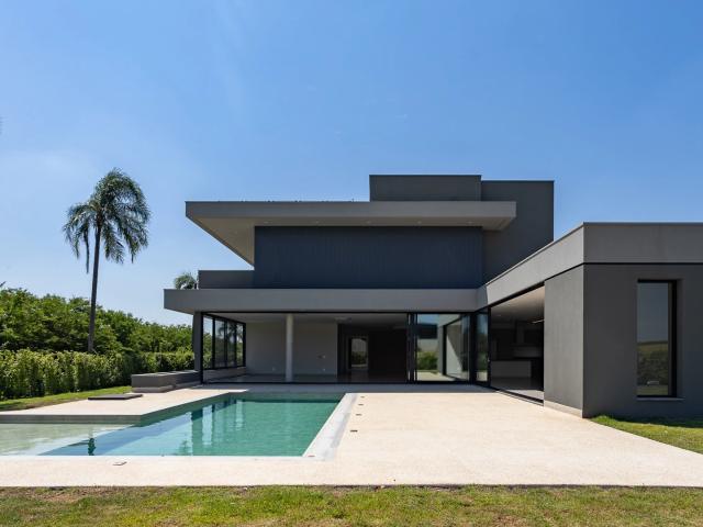 Casa / Sobrado em Condomínio para Venda em Porto Feliz/SP Fazenda Alvorada 5 Quartos