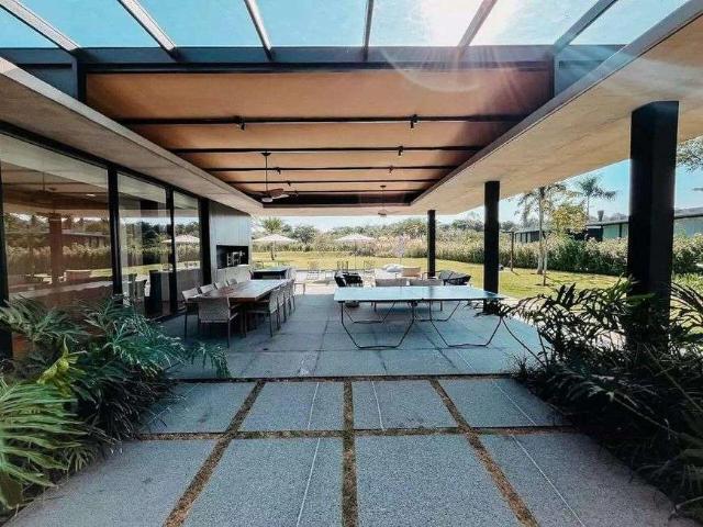 Casa / Sobrado em Condomínio para Venda em Porto Feliz/SP Fazenda Boa Vista I 5 Quartos