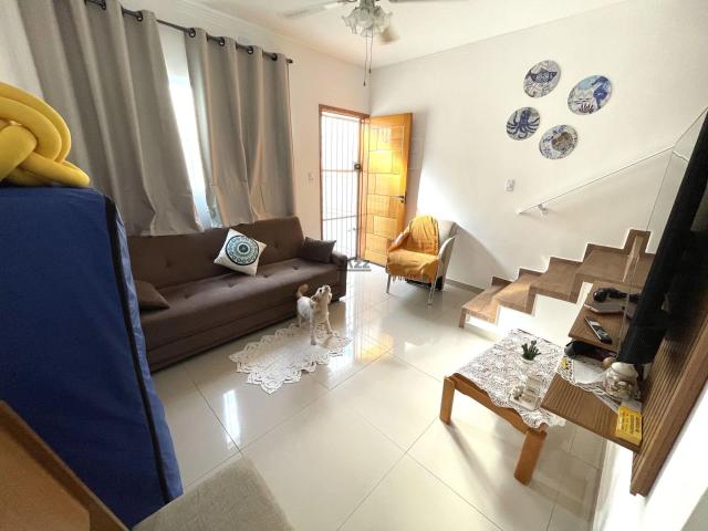 Casa / Sobrado em Condomínio para Venda em Praia Grande/SP Maracanã 2 Quartos