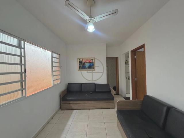 Casa / Sobrado em Condomínio para Venda em Praia Grande/SP Aviação 1 Quartos