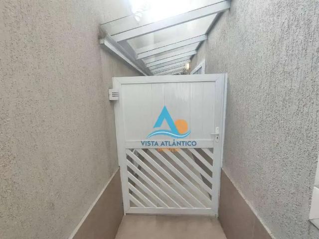 Casa / Sobrado em Condomínio para Venda em Praia Grande/SP Aviação 2 Quartos