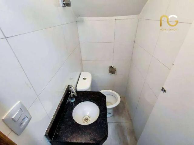 Casa / Sobrado em Condomínio para Venda em Praia Grande/SP Aviação 3 Quartos