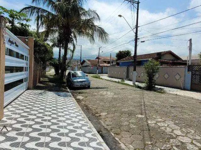 Casa / Sobrado em Condomínio para Venda em Praia Grande/SP Maracanã 2 Quartos