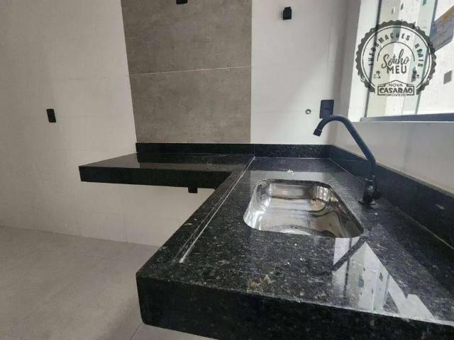 Casa / Sobrado em Condomínio para Venda em Praia Grande/SP Guilhermina 2 Quartos