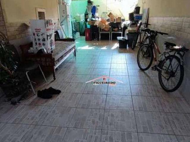 Casa / Sobrado em Condomínio para Venda em Praia Grande/SP Guilhermina 2 Quartos