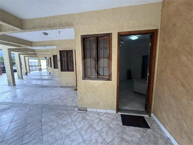 Casa / Sobrado em Condomínio para Venda em Praia Grande/SP Guilhermina 2 Quartos