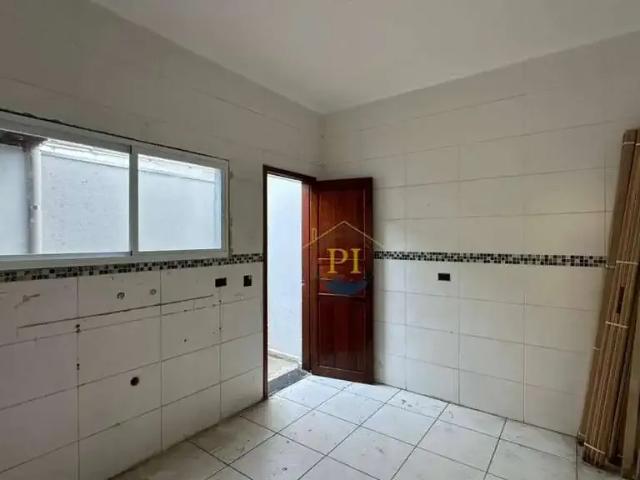 Casa / Sobrado em Condomínio para Venda em Praia Grande/SP Guilhermina 2 Quartos