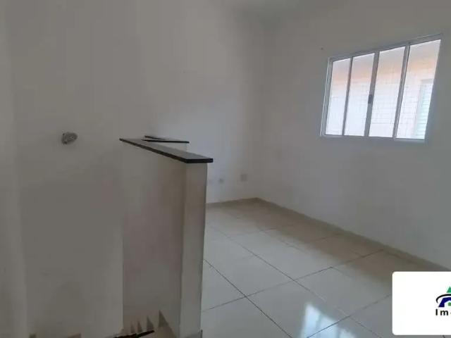 Casa / Sobrado em Condomínio para Venda em Praia Grande/SP Guilhermina 2 Quartos