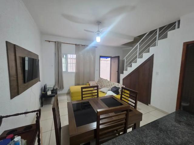 Casa / Sobrado em Condomínio para Venda em Praia Grande/SP Guilhermina 2 Quartos