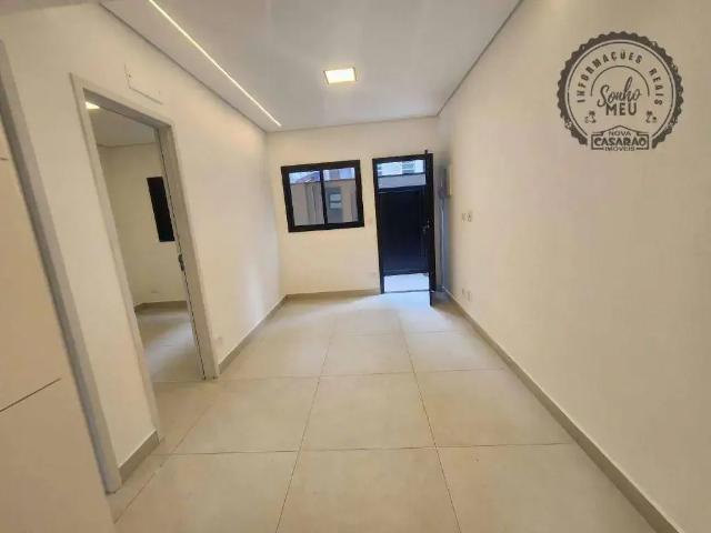 Casa / Sobrado em Condomínio para Venda em Praia Grande/SP Guilhermina 2 Quartos