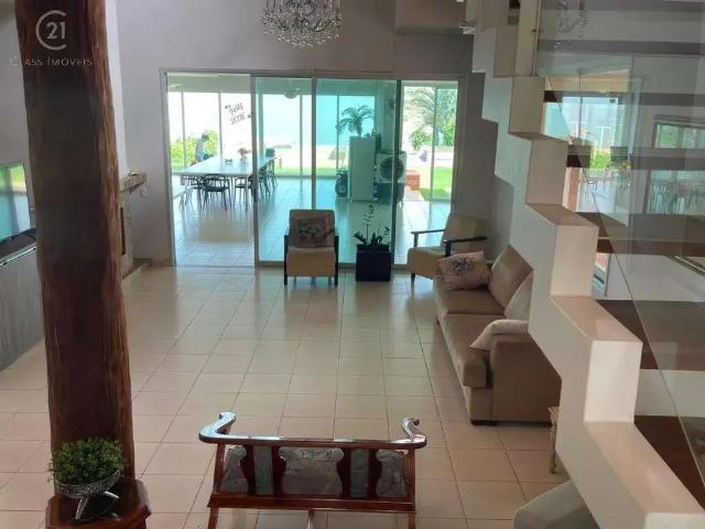 Casa / Sobrado em Condomínio para Venda em Primeiro de Maio/PR Centro 4 Quartos