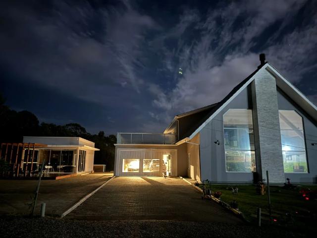 Casa / Sobrado em Condomínio para Venda em Rancho Queimado/SC Morro Chato 4 Quartos