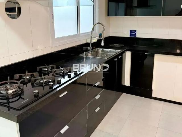 Casa / Sobrado em Condomínio para Venda em Resende/RJ Morada da Colina 3 Quartos