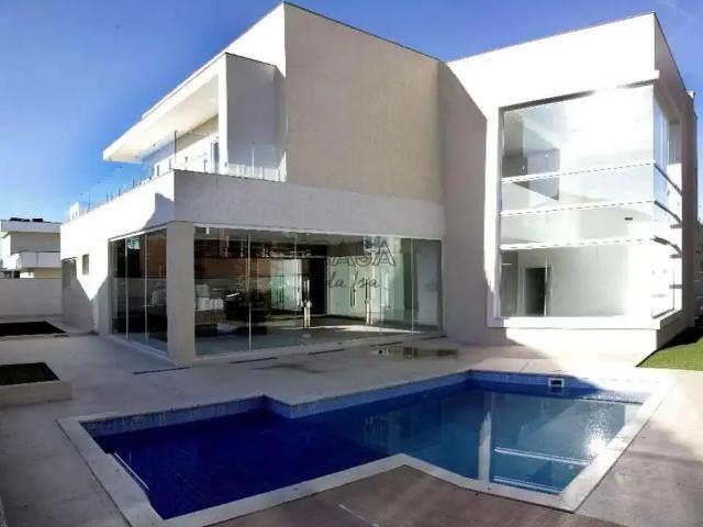 Casa / Sobrado em Condomínio para Venda em Resende/RJ Morada da Colina 4 Quartos