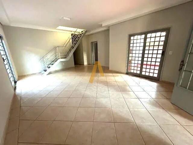 Casa / Sobrado em Condomínio para Venda em Ribeirão Preto/SP Bonfim Paulista 3 Quartos