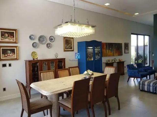 Casa / Sobrado em Condomínio para Venda em Ribeirão Preto/SP Bonfim Paulista 4 Quartos