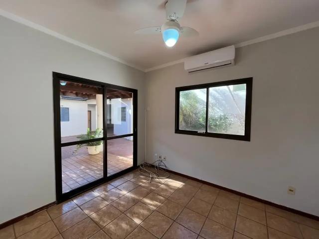 Casa / Sobrado em Condomínio para Venda em Ribeirão Preto/SP Bonfim Paulista 4 Quartos