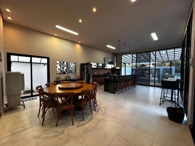 Casa / Sobrado em Condomínio para Venda em Rifaina/SP Residencial Enseada da Fronteira 4 Quartos